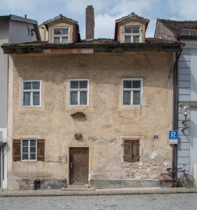 The only building in Eichstatt not to be renovated!